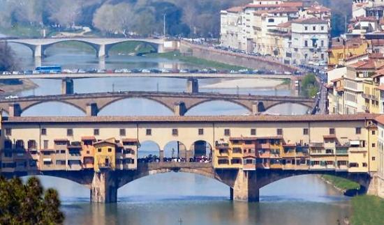 I ponti di Firenze sull'Arno