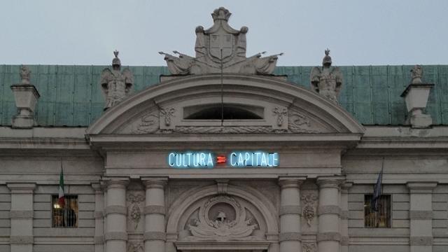 Cultura=Capitale di Alfredo Jaar in piazza Carlo Alberto